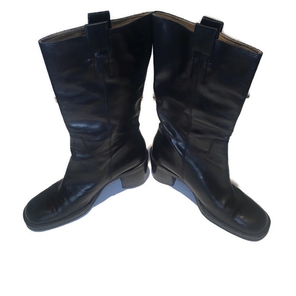 NWOT Banana Republic black leather boot, slip on 8 - Picture 13 of 15